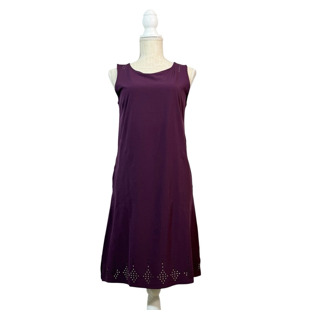 Title Nine Unconventional Sleeveless Dress Laser Cut Accents Sz Small UPF 50+